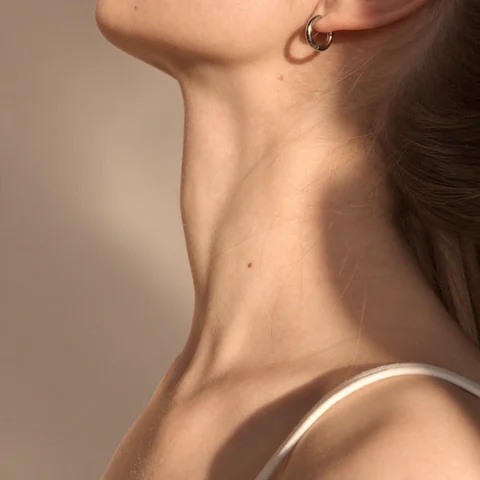Illustrative image for Adam's Apple Surgery